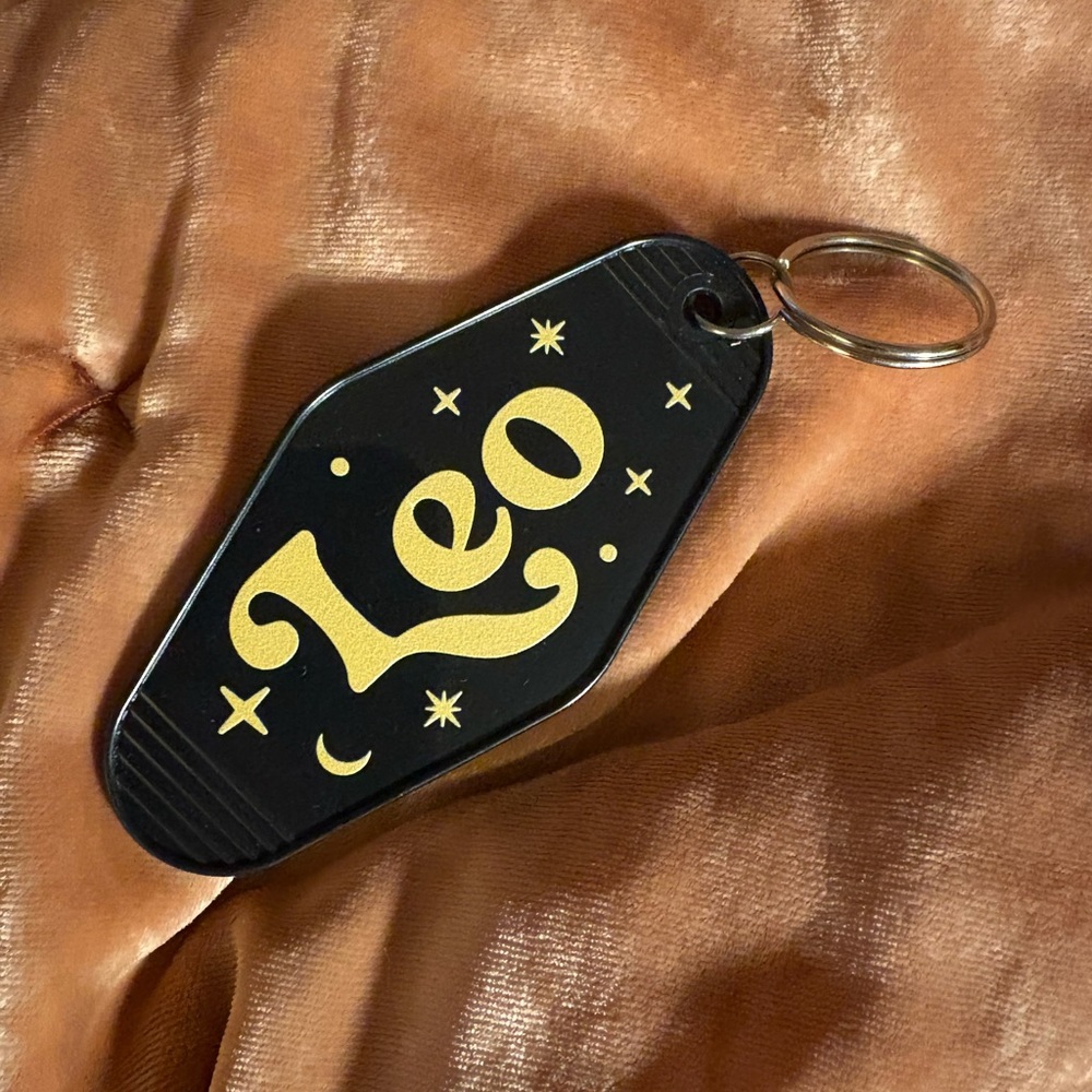 Leo ♌️ Astrological Retro Hotel Keychain Cosmic Astrology Fun Gift Lion Birthday